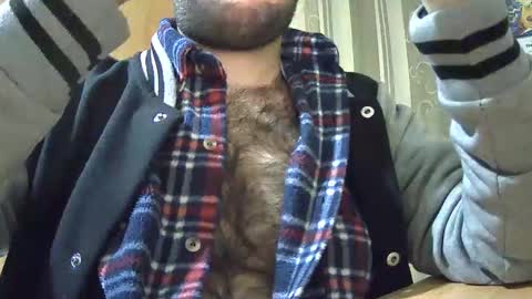 VictorHume online show from December 1, 4:51 pm