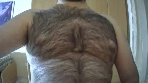 Snapshot of victorhume chatting on May 31, 11:28 pm VictorHume online show from May 31, 11:28 pm