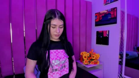 Snapshot of victoria_14_ chatting on February 4, 2:28 am Victoria online show from February 4, 2:28 am