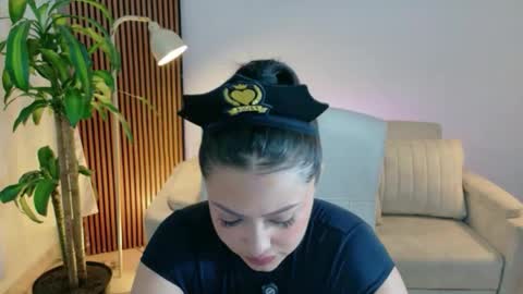 victoria online show from April 29, 2:21 pm