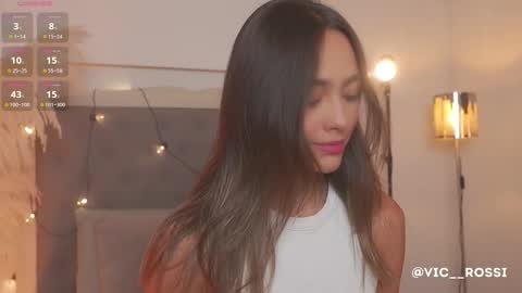         online show from October 10, 2:05 pm