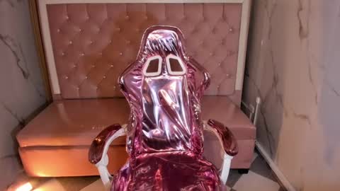 Snapshot of victoria_b_ chatting on September 30, 8:03 pm victoria_b_ online show from September 30, 8:03 pm