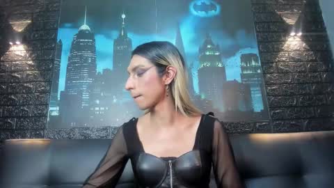 Victoria online show from November 6, 9:37 pm