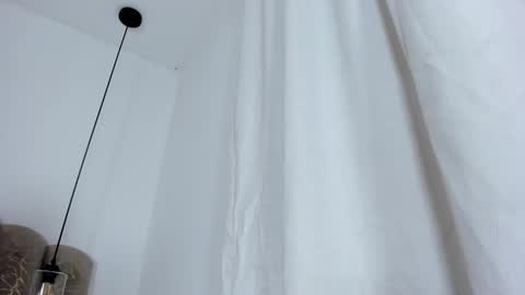 Snapshot of victoria_cooper3 chatting on October 18, 11:33 am valentina online show from October 18, 11:33 am