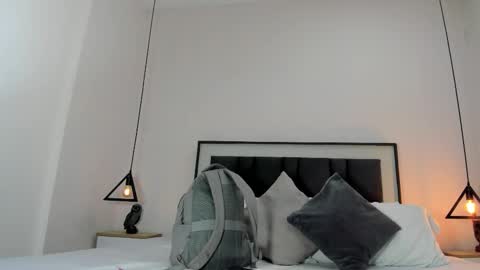 Snapshot of victoria_cooper3 chatting on November 1, 11:34 am valentina online show from November 1, 11:34 am