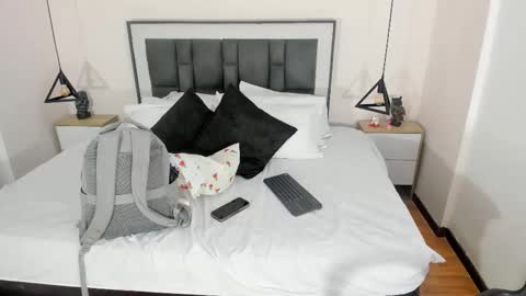 valentina online show from November 29, 11:02 am