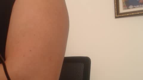 Snapshot of victoria_exxotic chatting on October 2, 8:38 pm victoria online show from October 2, 8:38 pm