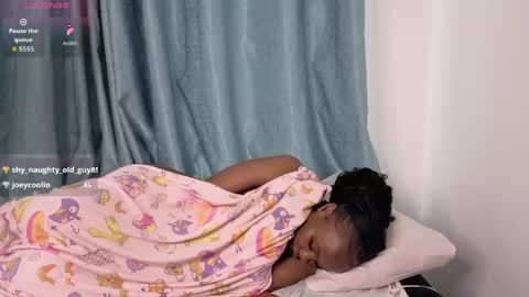 victoria_fallss online show from June 4, 7:47 am
