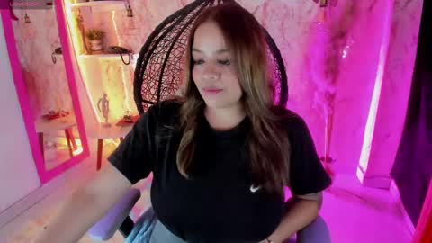 Snapshot of victoria_floyd1 chatting on February 22, 12:08 pm victoria_floyd1 online show from February 22, 12:08 pm