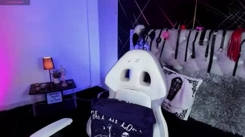 Snapshot of victoria_floyd1 chatting on May 23, 2:06 am victoria_floyd1 online show from May 23, 2:06 am