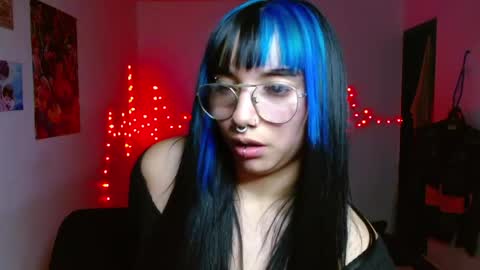 victoria online show from April 30, 5:36 am