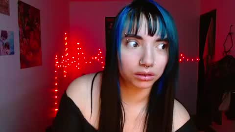 victoria online show from June 18, 2:12 am