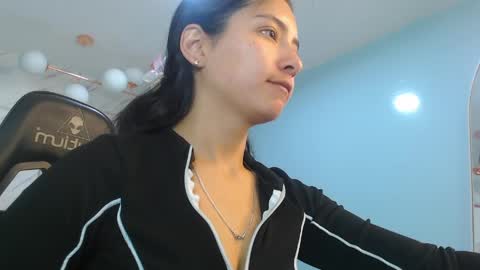 Victoria online show from April 29, 1:04 pm
