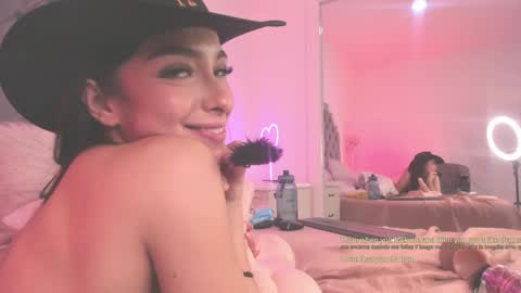 Snapshot of victoria_watsson chatting on February 8, 3:21 pm victoria_watsson online show from February 8, 3:21 pm
