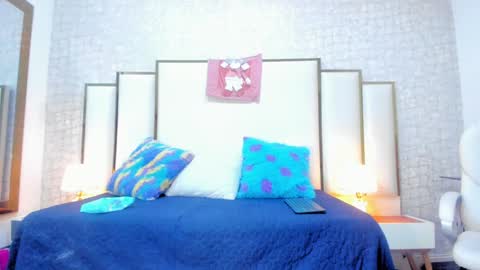 Victoria Sofia online show from December 30, 1:58 am