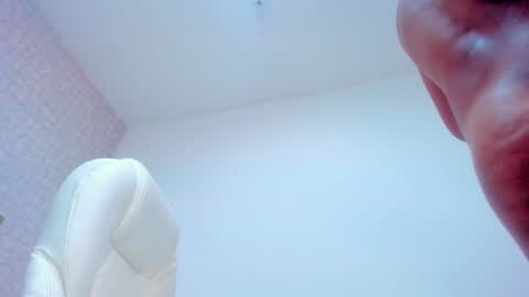 Victoria Sofia online show from December 30, 8:10 am