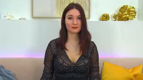 Snapshot of victoriaardern chatting on January 17, 6:29 am Victoria online show from January 17, 6:29 am