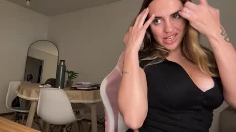 Snapshot of victoriababy43 chatting on March 12, 9:32 pm Victoriababy43 online show from March 12, 9:32 pm