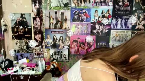 Lana online show from April 24, 6:05 am