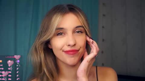 Snapshot of victoriadreamtt chatting on October 22, 7:57 pm Anasteisha  Day Helen  Night online show from October 22, 7:57 pm