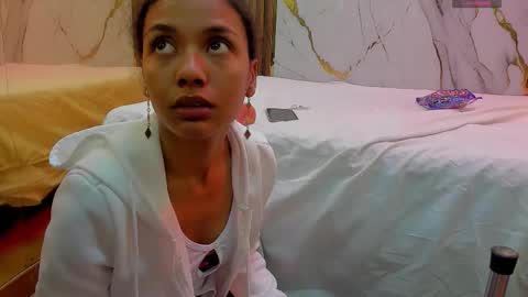 Victoria  online show from December 15, 8:57 pm