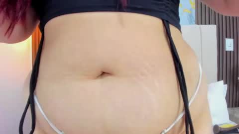 Snapshot of victoriaguzman_ chatting on May 14, 7:20 pm Victoria online show from May 14, 7:20 pm