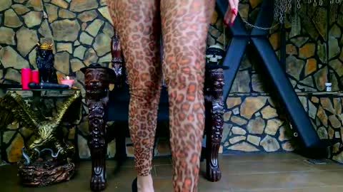 Victoria Heller online show from March 10, 5:34 am