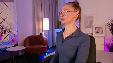 Victoria online show from May 14, 6:09 am
