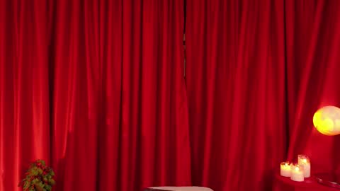 VictoriaNova online show from March 27, 9:14 pm