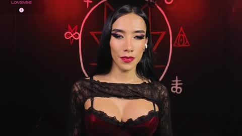Snapshot of victoriavampire666 chatting on May 5, 2:08 am Victoria Vampire online show from May 5, 2:08 am