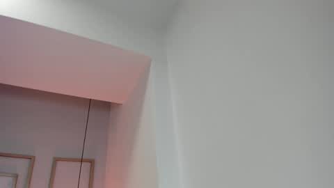 Snapshot of victoriia_vixen chatting on May 3, 8:59 pm Victoria Vixen online show from May 3, 8:59 pm