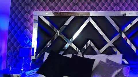 victtoria lee online show from March 18, 7:17 pm