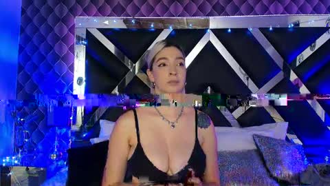 victtoria lee online show from May 6, 9:42 pm
