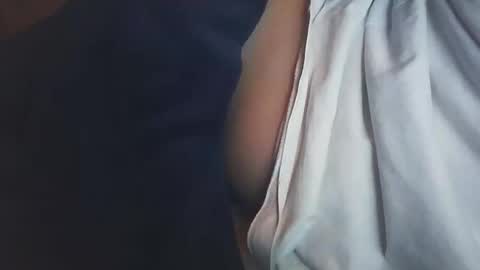 vicvictoree online show from November 4, 6:40 pm