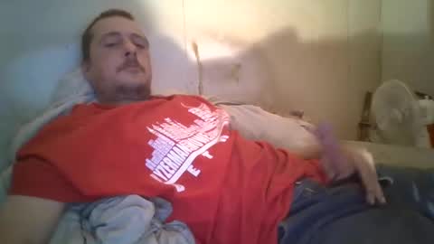 Snapshot of vids1977 chatting on January 5, 1:58 pm vids1977 online show from January 5, 1:58 pm