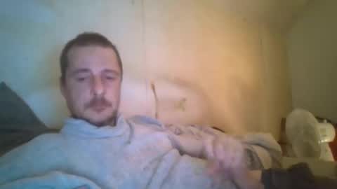 Snapshot of vids1977 chatting on January 8, 12:37 pm vids1977 online show from January 8, 12:37 pm