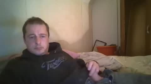 Snapshot of vids1977 chatting on January 22, 9:35 am vids1977 online show from January 22, 9:35 am