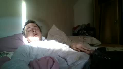 Snapshot of vids1977 chatting on March 3, 3:53 pm vids1977 online show from March 3, 3:53 pm