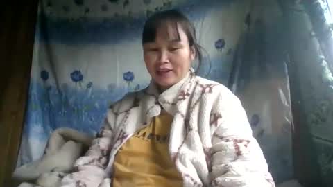 Snapshot of vietnam_sexxy chatting on March 6, 2:19 am vietnam_sexxy online show from March 6, 2:19 am