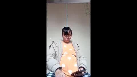 Snapshot of vietnam_sexxy chatting on March 16, 7:12 am vietnam_sexxy online show from March 16, 7:12 am