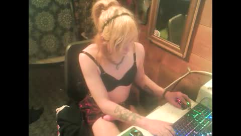 Vie ViXiiiN online show from January 16, 2:15 am