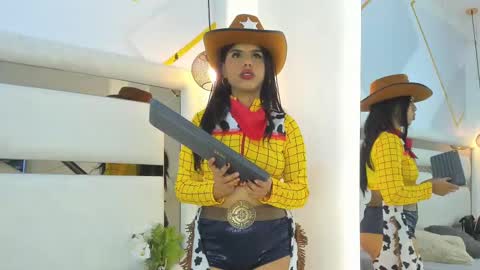 Snapshot of viic_stonee chatting on October 31, 8:10 pm Viic  online show from October 31, 8:10 pm