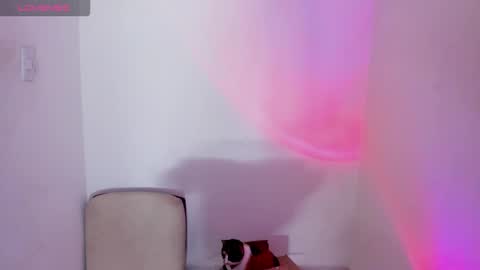 Snapshot of viioleett_cum chatting on March 21, 3:59 pm viioleett_cum online show from March 21, 3:59 pm