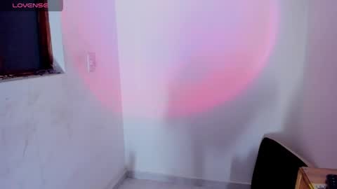 Snapshot of viioleett_cum chatting on March 30, 2:29 pm viioleett_cum online show from March 30, 2:29 pm