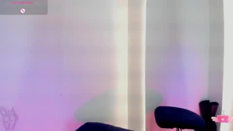 Snapshot of viioleett_cum chatting on April 8, 4:07 pm viioleett_cum online show from April 8, 4:07 pm