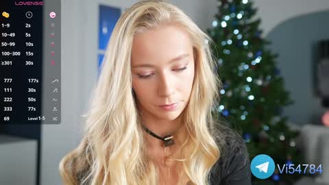 Snapshot of vika54784 chatting on December 8, 10:41 am vika54784 online show from December 8, 10:41 am