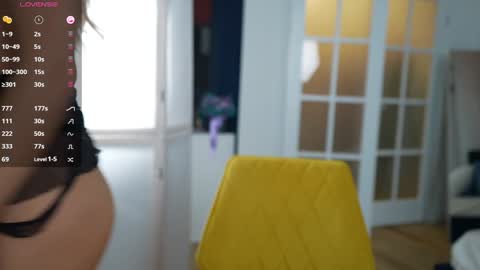 Snapshot of vika54784 chatting on February 8, 6:43 am vika54784 online show from February 8, 6:43 am