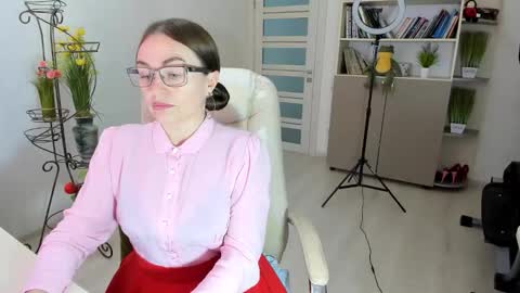 Snapshot of vika7333 chatting on January 11, 7:57 am Ukrainian-woman online show from January 11, 7:57 am