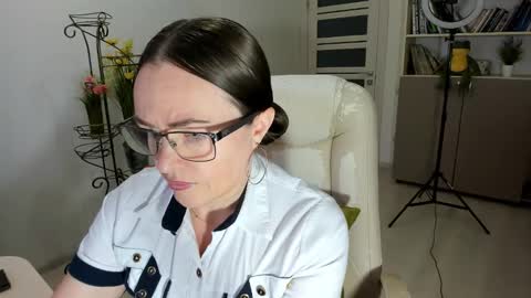 Snapshot of vika7333 chatting on January 13, 6:51 am Ukrainian-woman online show from January 13, 6:51 am