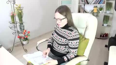 Snapshot of vika7333 chatting on February 7, 8:07 am Ukrainian-woman online show from February 7, 8:07 am